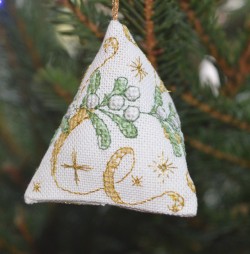Mistletoe Humbug, gorgeous cross-stitch Christmas decoration.